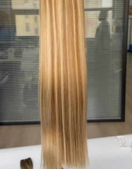 #P16/613 Highlighted Blonde Straight Weave Extensions
